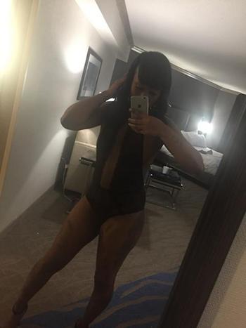 , 23  female escort, St Louis