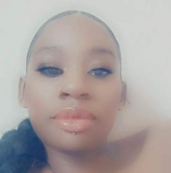 Rose, 22  female escort, Saint Louis