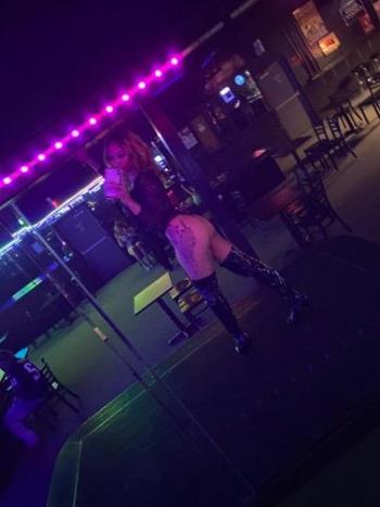 Lia, 23  female escort, Saint Louis