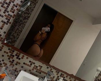 CANDY , 22  female escort, St Louis