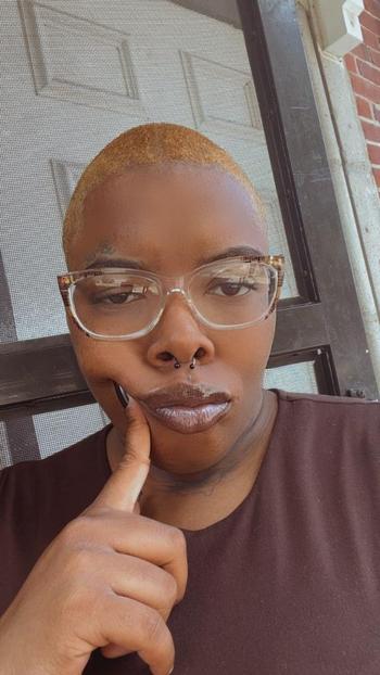 SweetT, 26  female escort, St Louis