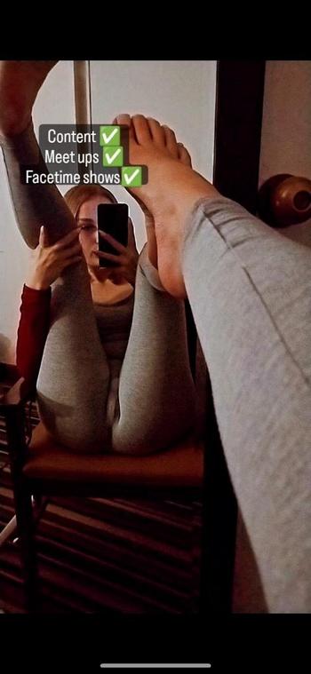 katie, 21  female escort, St Louis