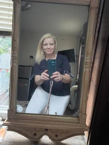 Nikki, 44  female escort, St Louis