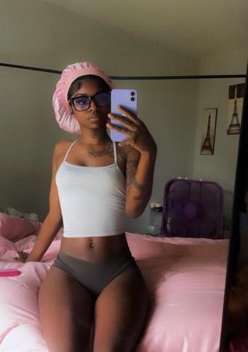 636-747-6551, 28  female escort, St Louis