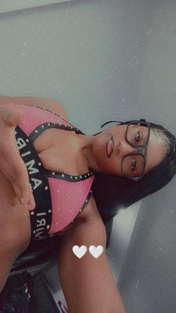 Candy , 22  female escort, St Louis