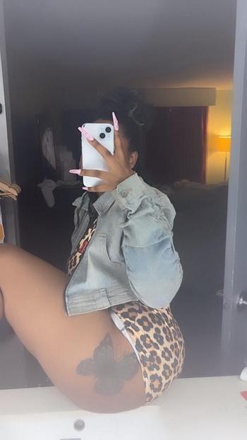 912-612-5761, 28  female escort, St Louis